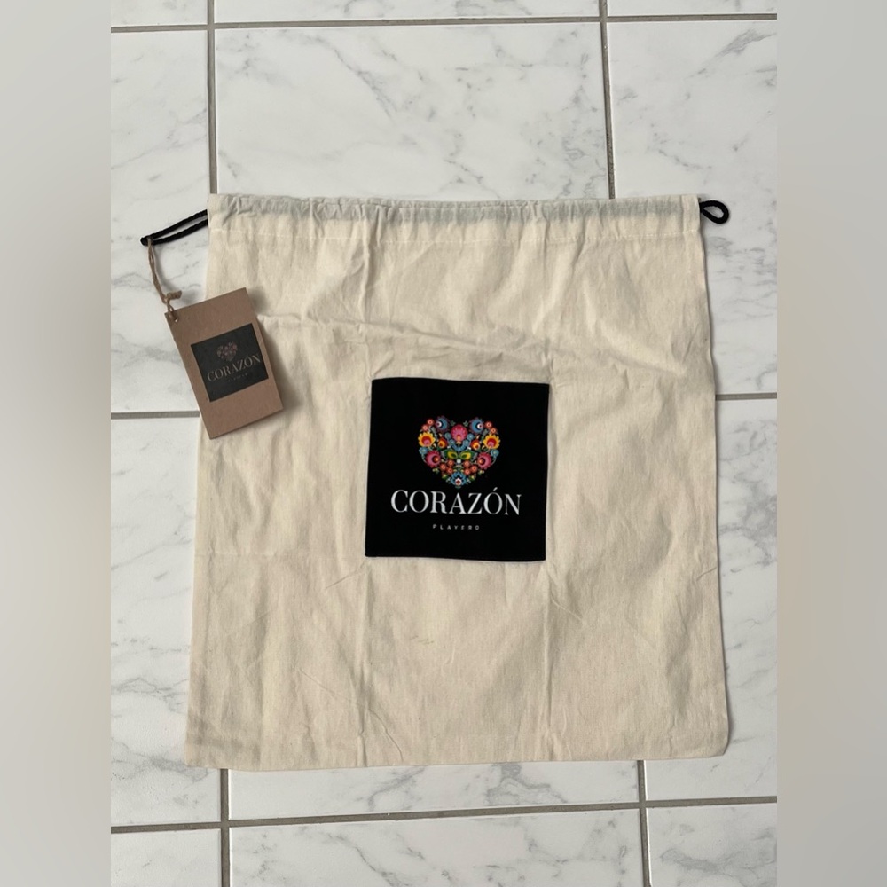 Corazón Playero Drawstring Bag